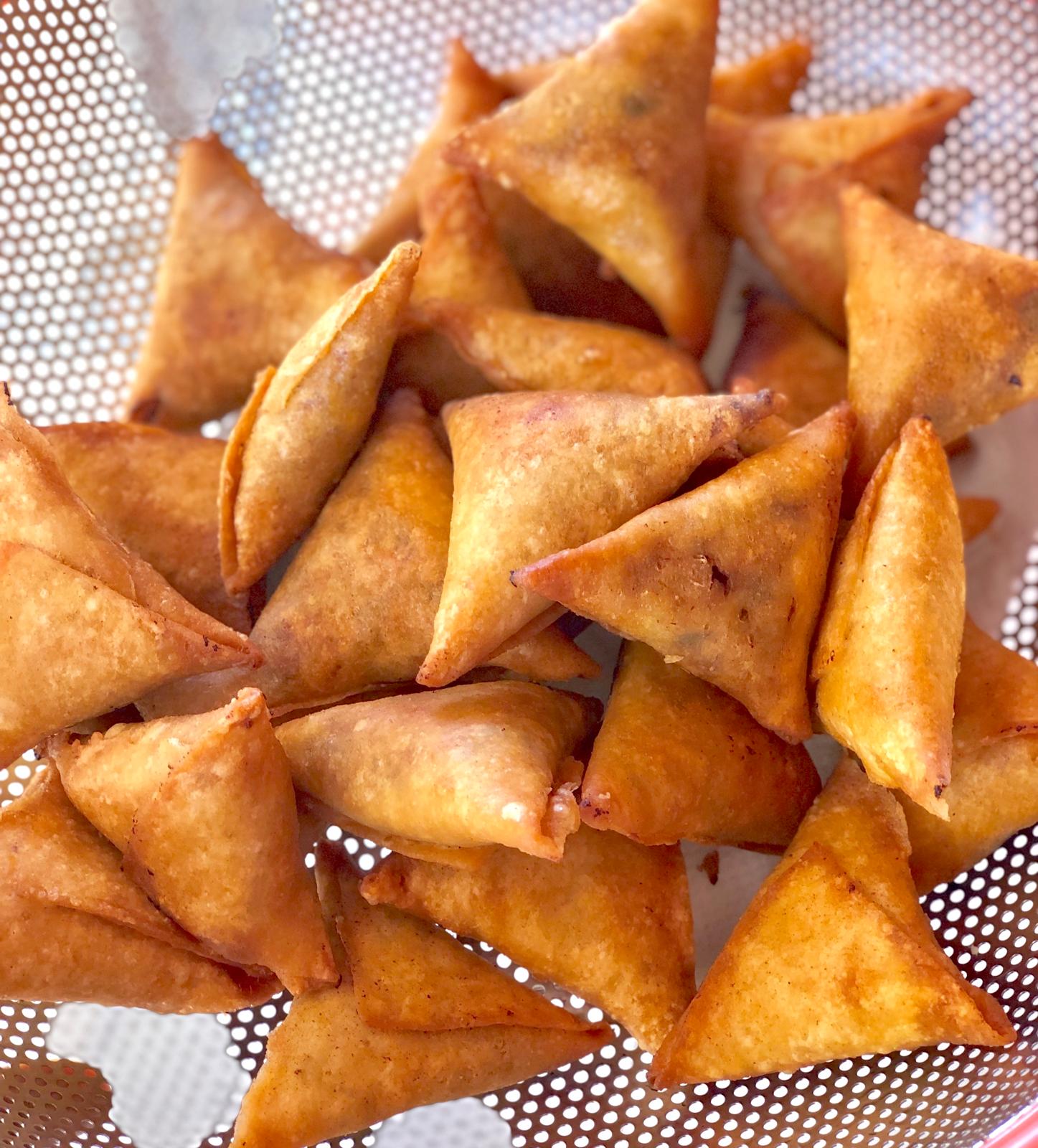 crunchy and tasty Nigerian samosa